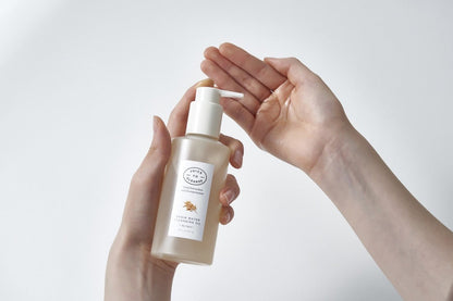 Juice to Cleanse Grain Water Cleansing Oil: Hydrating Makeup Remover for All Skin TypesBeautyBreeze
